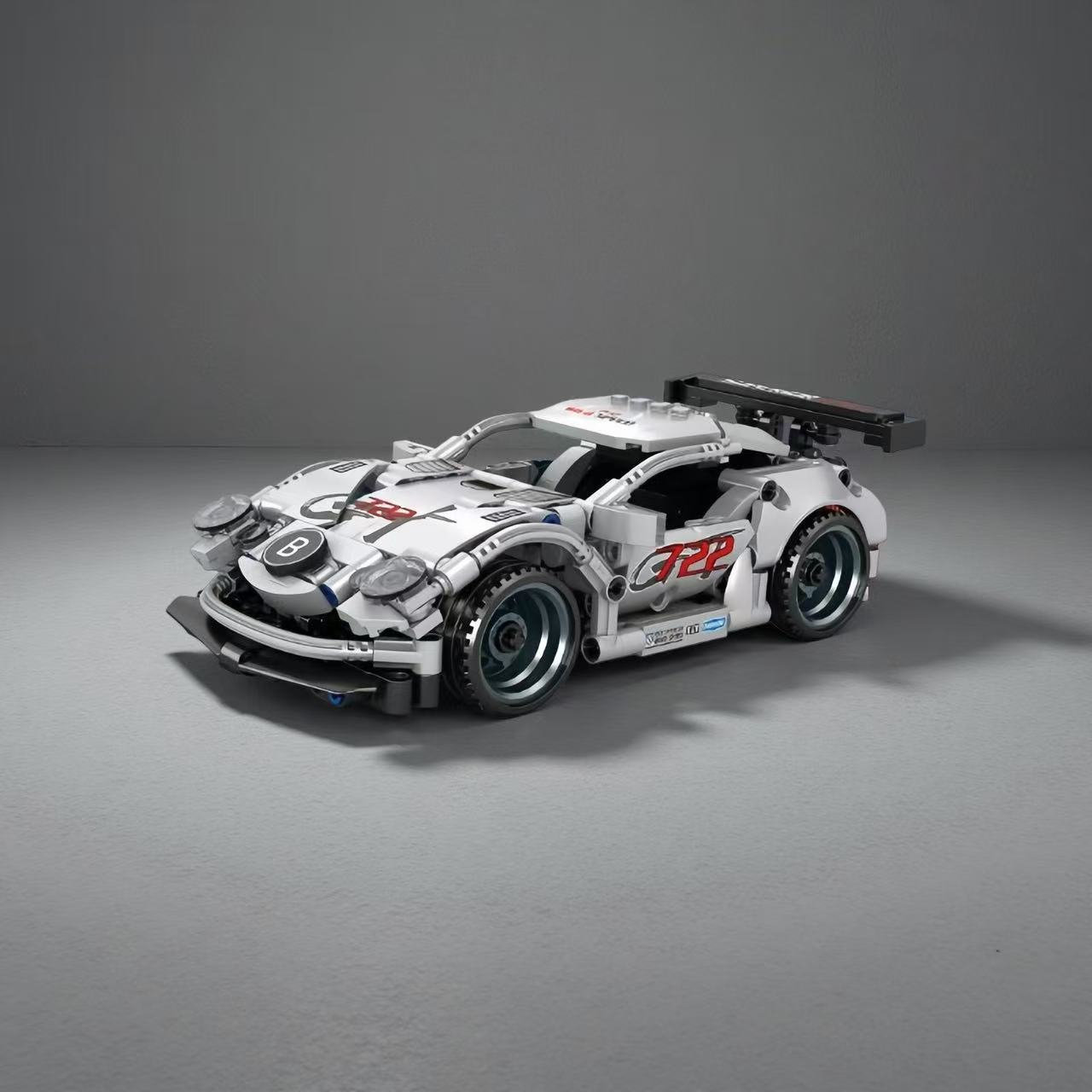 Small cutie little builds